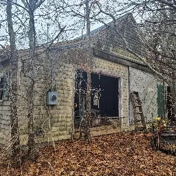 Urbexology.com - Pictures of the lost world banner