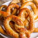 Pretzels Official   Discord Server Icon
