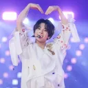 @ hyun  Discord Server Icon