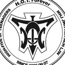 AOL: Highfive Of Teenagers ONLINE