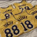 ≻　　⑅　　🏀　　veii