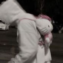 the crowded quiet Discord server icon