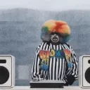 𝐜𝐥𝐨𝐰𝐧 𝐭𝐨𝐰𝐧