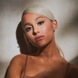 Discovery icon for /sweetener ✧ ariana grande Discord server