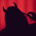 𖹭 𝙃𝙞𝙙𝙙𝙚𝙣 𝙎𝙡𝙪𝙩𝙨 18+... Discord Server Banner