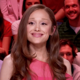 Discovery icon for Ariana Grande 🪽 Discord server