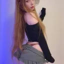 Gloss attic GORGEOUS Discord Server Icon