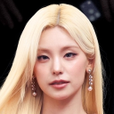 °Yeji's Empire° Discord server icon