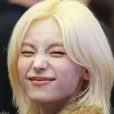 °Yeji's Empire° discord icon