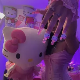 !uv ❣ | Ask To DM ✯ Social ✯ EGirls ✯ EBoys ✯ Anime ✯ Hangout ✯ Nitro ✯ Tags ✯ No Dating ✯ Aesthetic