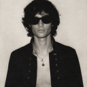 Discovery icon for Sombr ★ Discord server