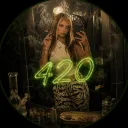 Molly's 420 Society 18+