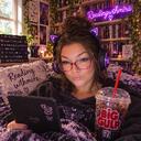   ~Reading Wth Mira~   Discord Server Icon
