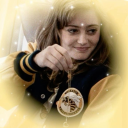 ⟢  .  yllwjckts  𓆦  ! Discord server icon