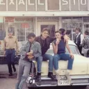 MOVED 𐔌  𐦯 Discord Server Icon