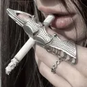 /apathyy     >ᴗ< discord icon