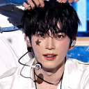 𝄞‧₊˚in bloom ✿𓈒ॱ⬭ᩙ Discord server icon