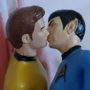 💛𝐁𝐄𝐘✪𝐍𝐃 𝐓𝐇𝐄 𝐒𝐓✰𝐑𝐒💙 Discord server icon