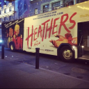 ꒰🚦꒱﹒ traffic light ﹒⟢ Discord server icon