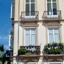 hq! : the condominium community
