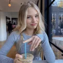 Teasing Caress  Discord Server Icon