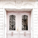 𝒮aints 𝒾n 𝒮ilk  ꫂ᭪݁ Discord server icon