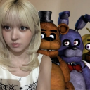 looking 👀 #nmixx Discord server icon