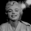 emi’s grotta Discord server icon