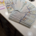 𝓽𝓻𝓮𝔂𝓭𝓪𝓻𝓮𝓪𝓵𝓪𝓻𝓽 Discord server icon