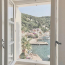 𝖘𝖎𝖑𝖊𝖓𝖙 𝖗𝖊𝖎𝖌𝖓 ✦ Discord server icon