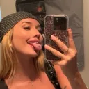 katies whore house discord icon