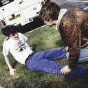 Blue jeans - britpop server for systems Discord server icon