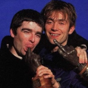 𝑨𝒍𝒍 𝑨𝒓𝒐𝒖𝒏𝒅 𝑻𝒉𝒆 𝑾𝒐𝒓𝒍𝒅 Discord server icon