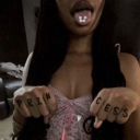 𝐰𝐨𝐧𝐝𝐞𝐫𝐥𝐚𝐧𝐝 ☥ Discord server icon