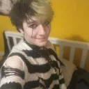 Goth femboy selling pics discord icon