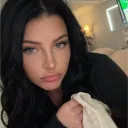 🧸Emilla's Bedroom discord icon