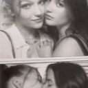 hk sapphics <3 Discord server icon