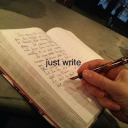 reading & writers Discord server icon