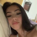 Girls selling hangout's icon