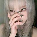 looking ❤ Discord server icon