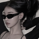 𐔌  .  Ｗℴ𝓇𝓁𝒹s อ𝐫ε ╾𝒶ď𝓁𝓎 𐌺𝐫αө𝕒б .     ⍜”⋊ Discord server icon