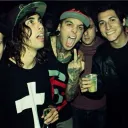 A    CHEAP   BOUQUET  ⊹˚﹒₊˚     a pierce the veil server !