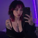 my hideout🖤 discord icon