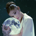 Discovery icon for Ariana Grande Discord server