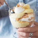 Banana cream sundaes