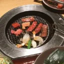 焼いた肉で生きる