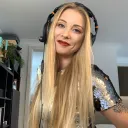 itsJuliaHardy's server