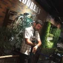 Famous Amir Stream