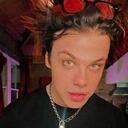 Yungblud Discord Server Icon