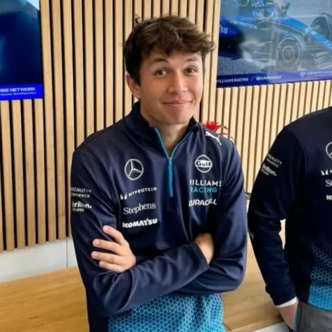 The Albonos แฏโ
(AA23 Tag) banner